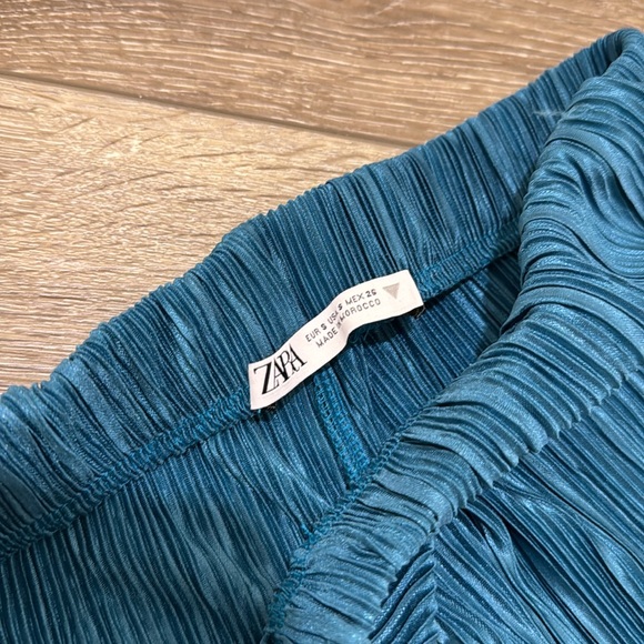 Zara Ribbed Pants - Picture 4 of 5